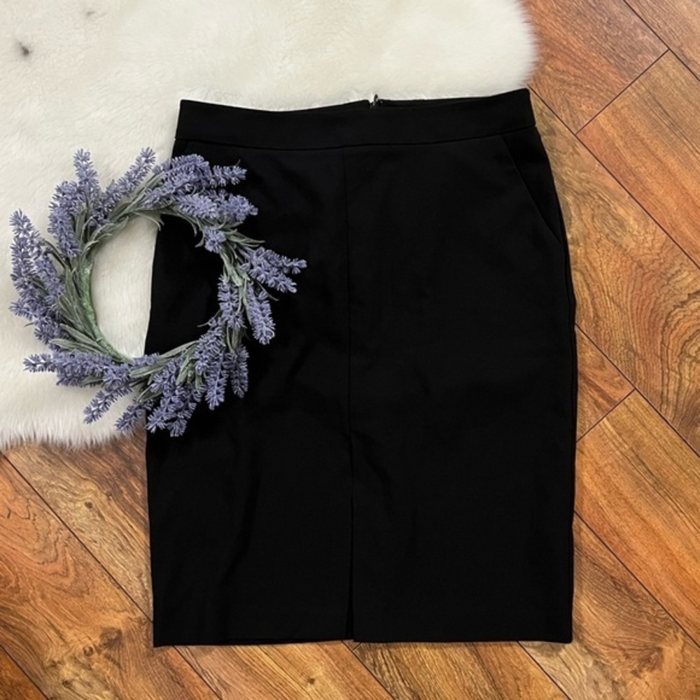 Kensie front open slit zipper back closure black skirt B9-20